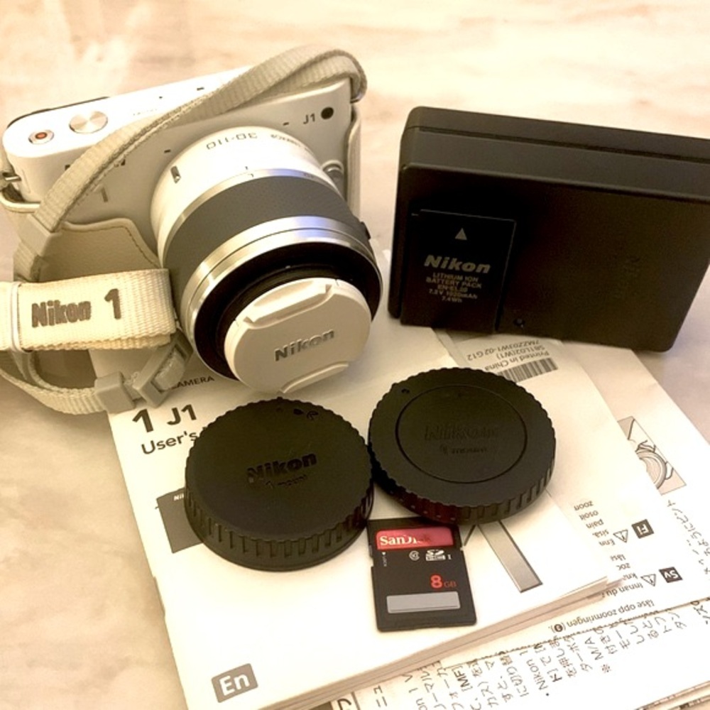 Nikon 1 J1 with Nikon 30-110mm f/3.8-5.6 VR Kit